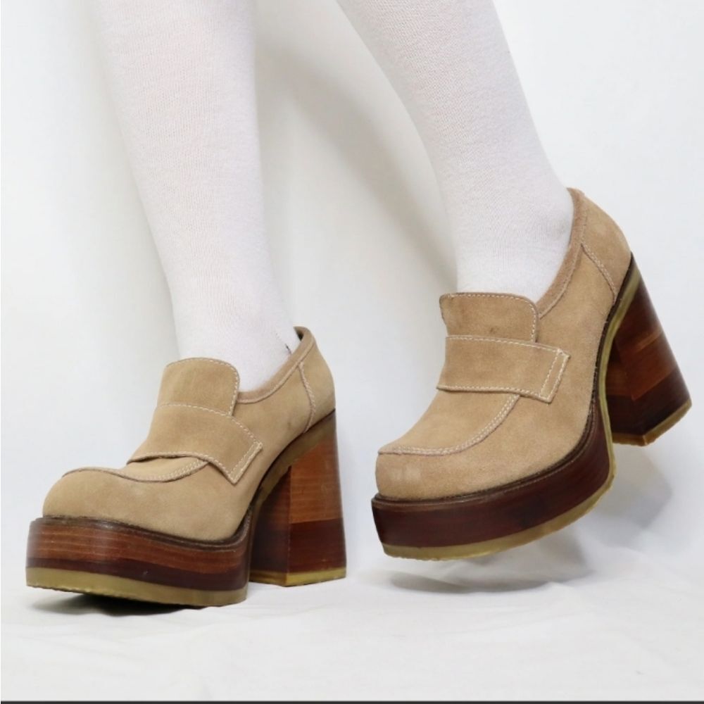 Vintage Bakers Shoes Chunky Block Heel Size 8 US - Picture 15 of 16